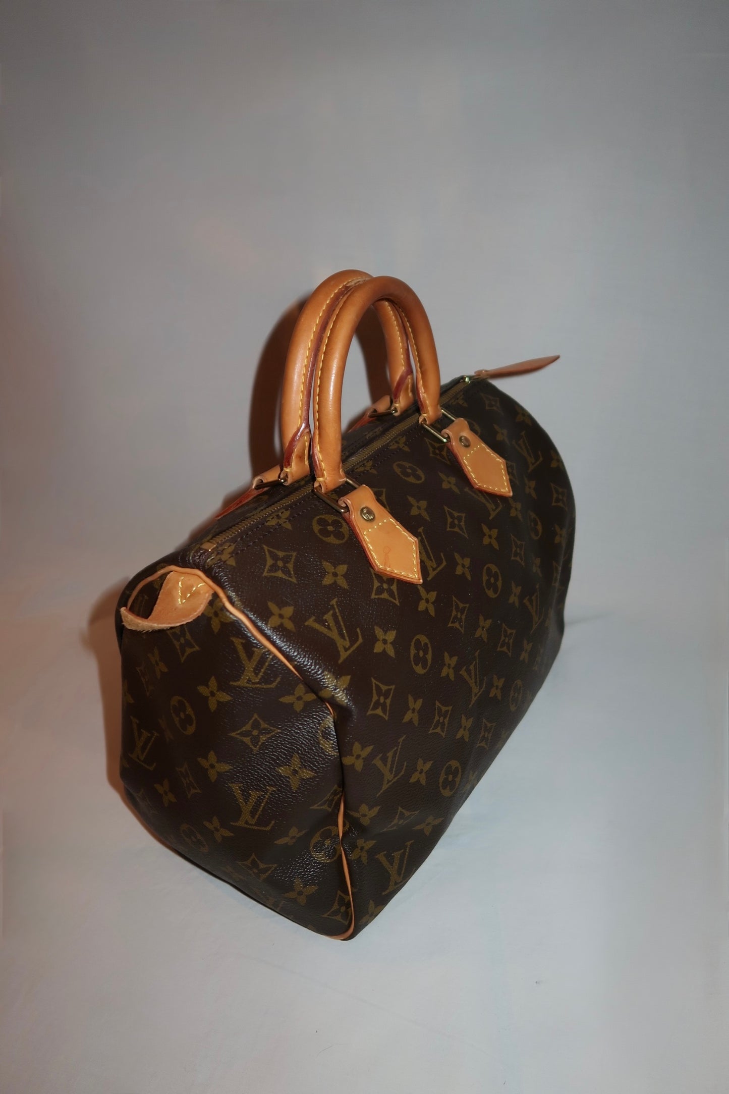 Louis Vuitton Monogram Speedy 30