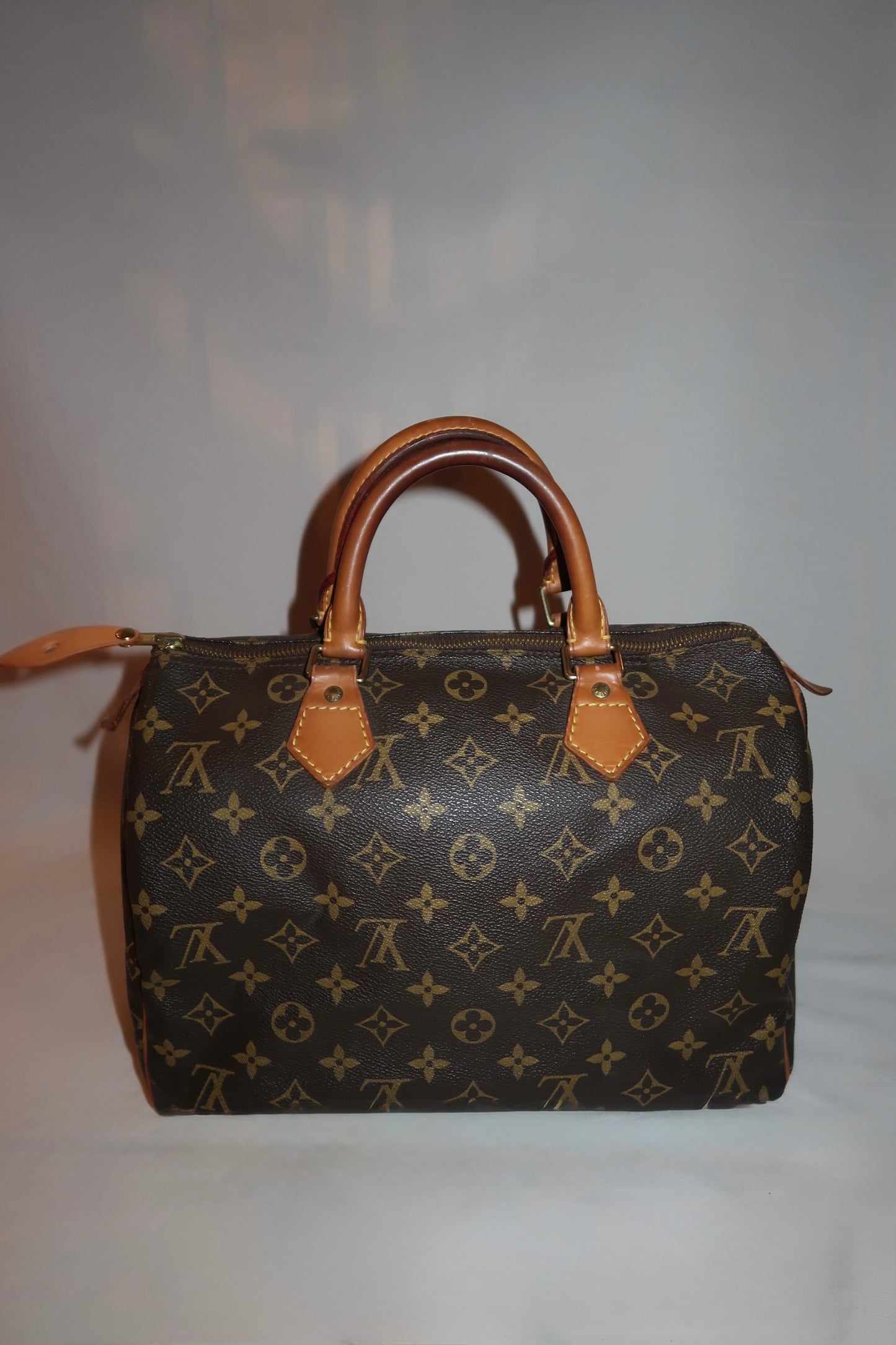 Louis Vuitton Monogram Speedy 30