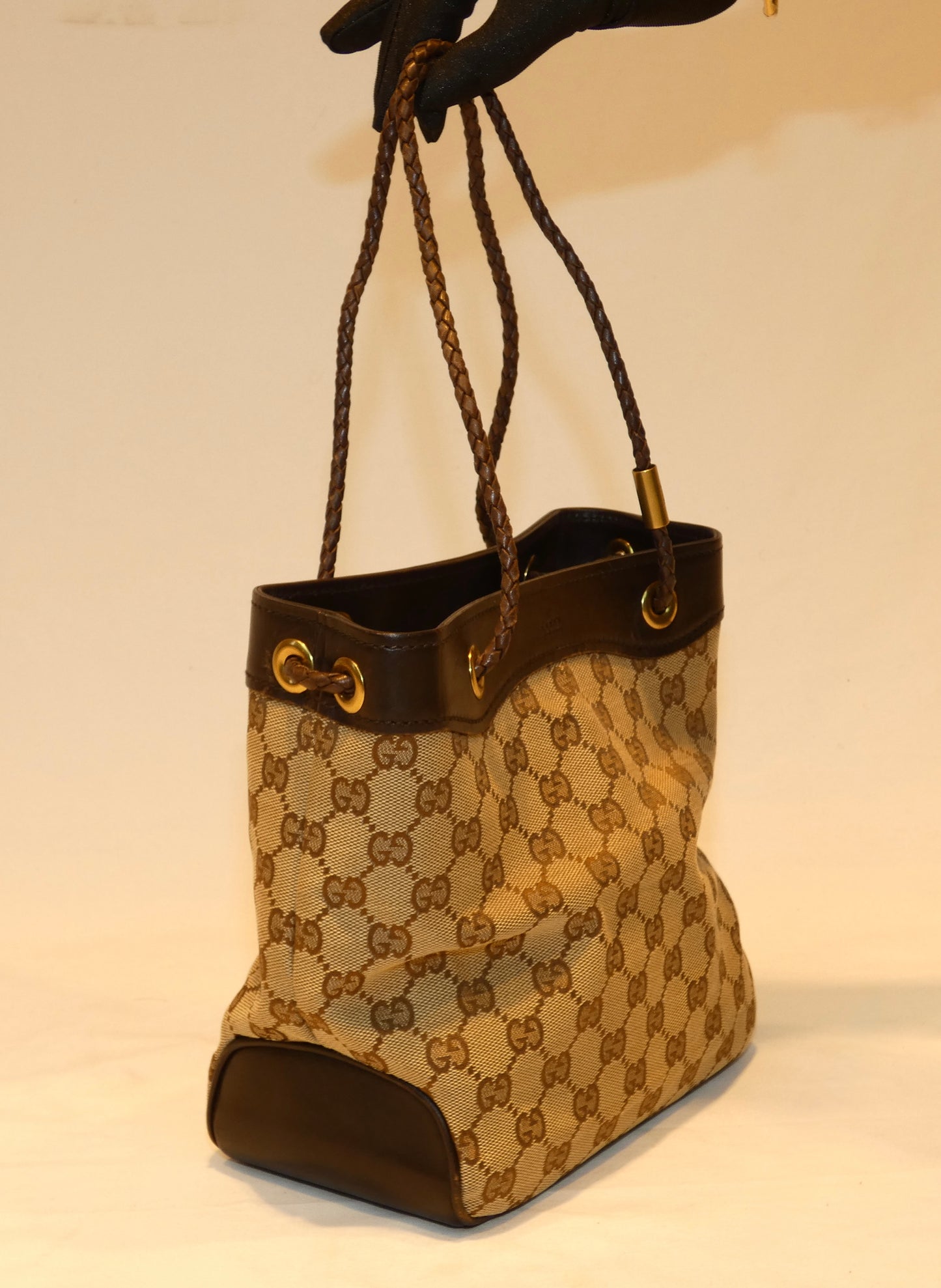 Gucci Canvas Shoulder Bag Beige Gold