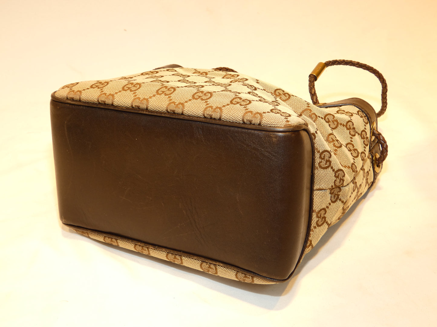 Gucci Canvas Shoulder Bag Beige Gold
