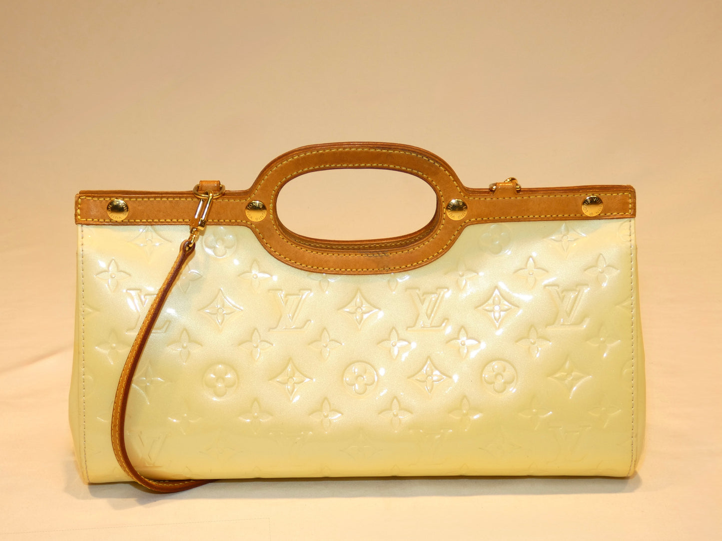 Louis Vuitton Vernis Roxbury Drive Perle