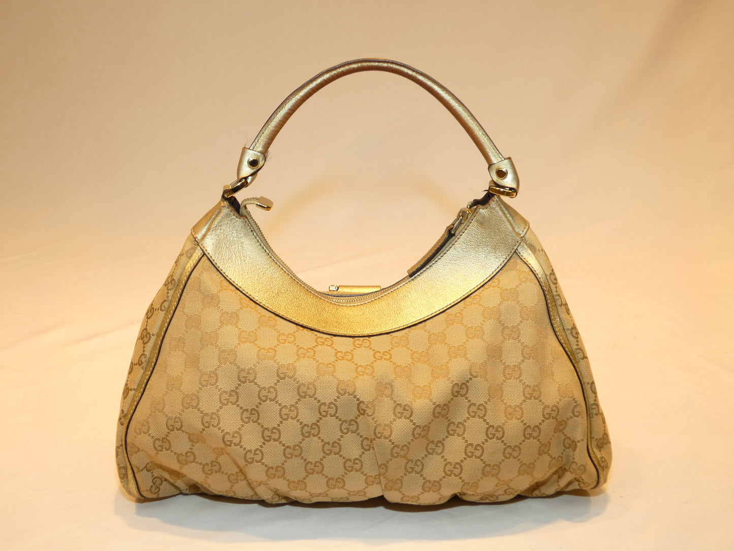 Gucci Abbey GG Canvas D-Ring Hobo Bag