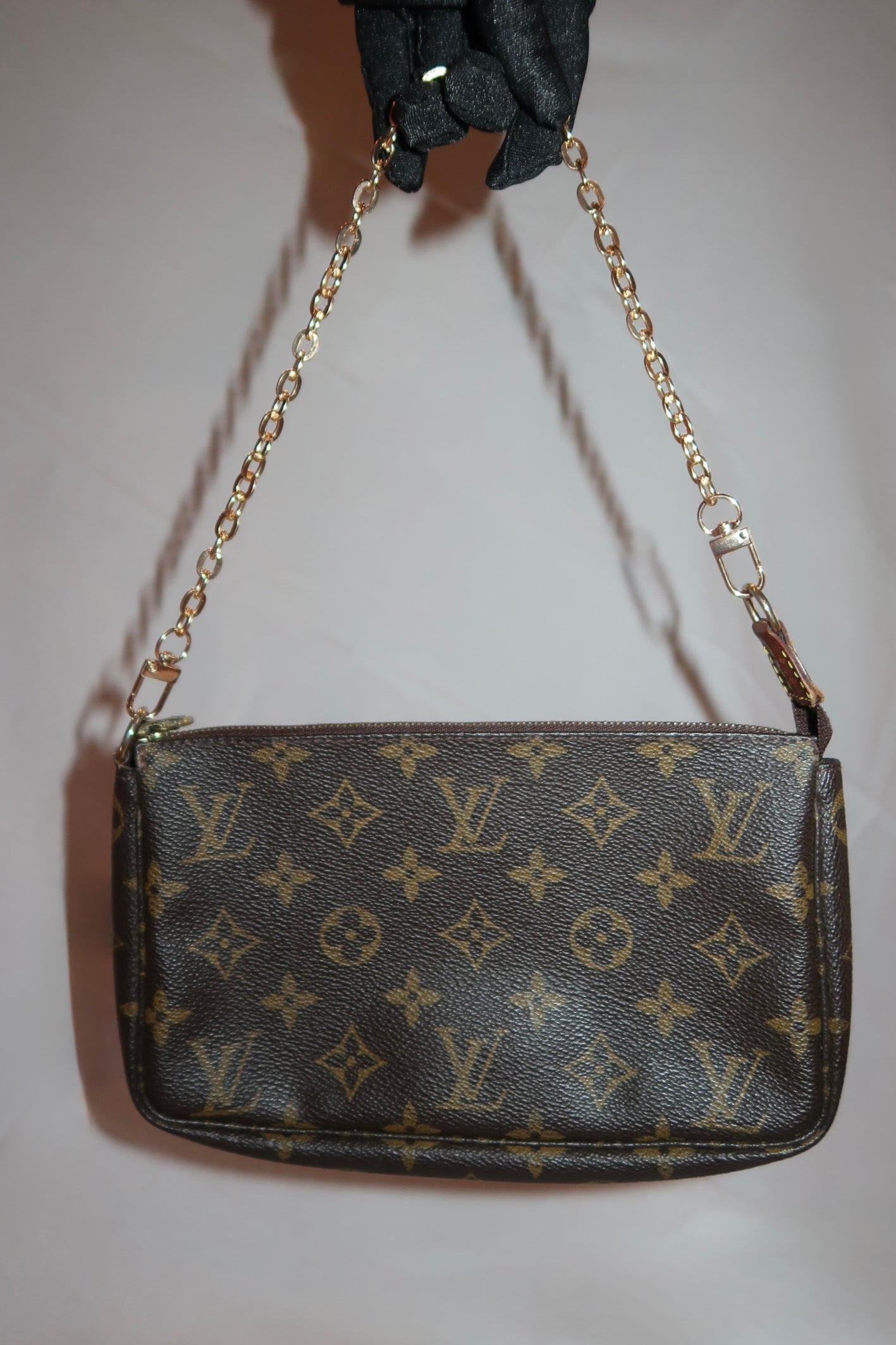 Louis Vuitton Pochette
