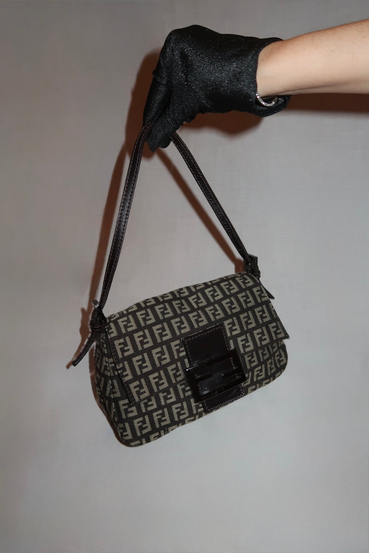 Fendi mamma baguette
